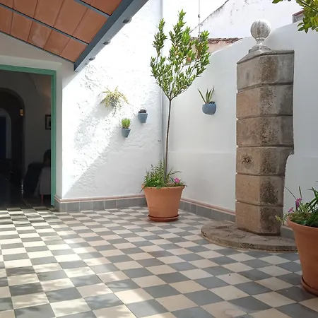 Casa De Las Bovedas * Rosal de la Frontera
